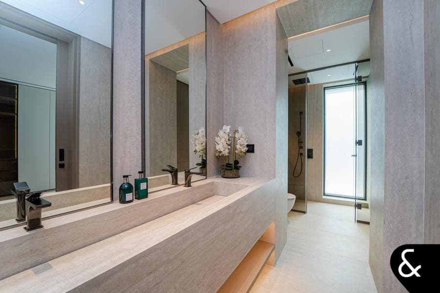 Emirates Hills Gallery