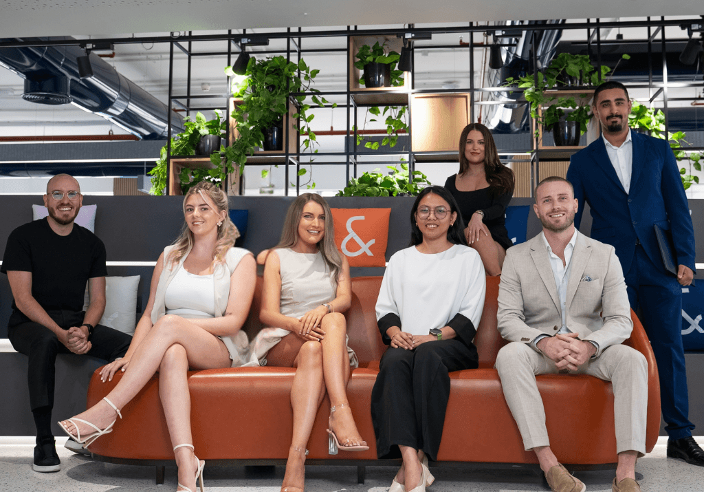 Thinking of becoming a Dubai Real Estate Agent? Here’s Why It Makes Financial Sense