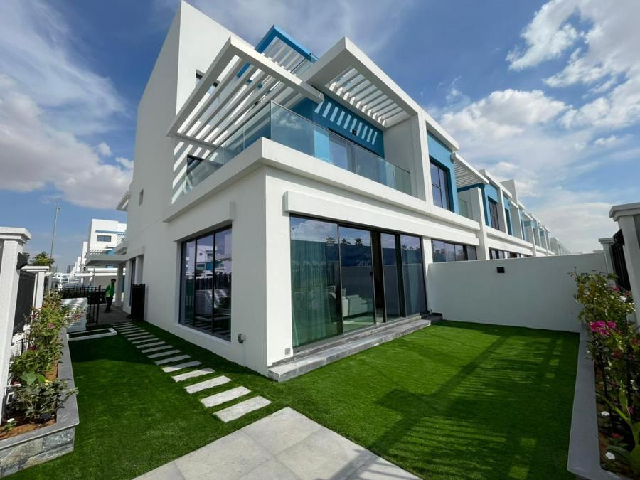 Al Hebiah Fifth Golf City - Image