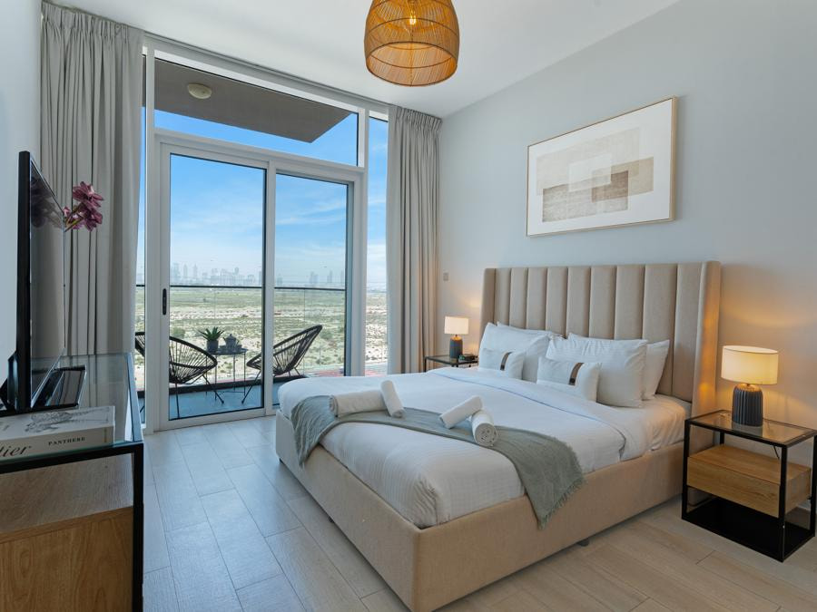 Elegant Studio Apartment in Bloom Tower JVC - Image